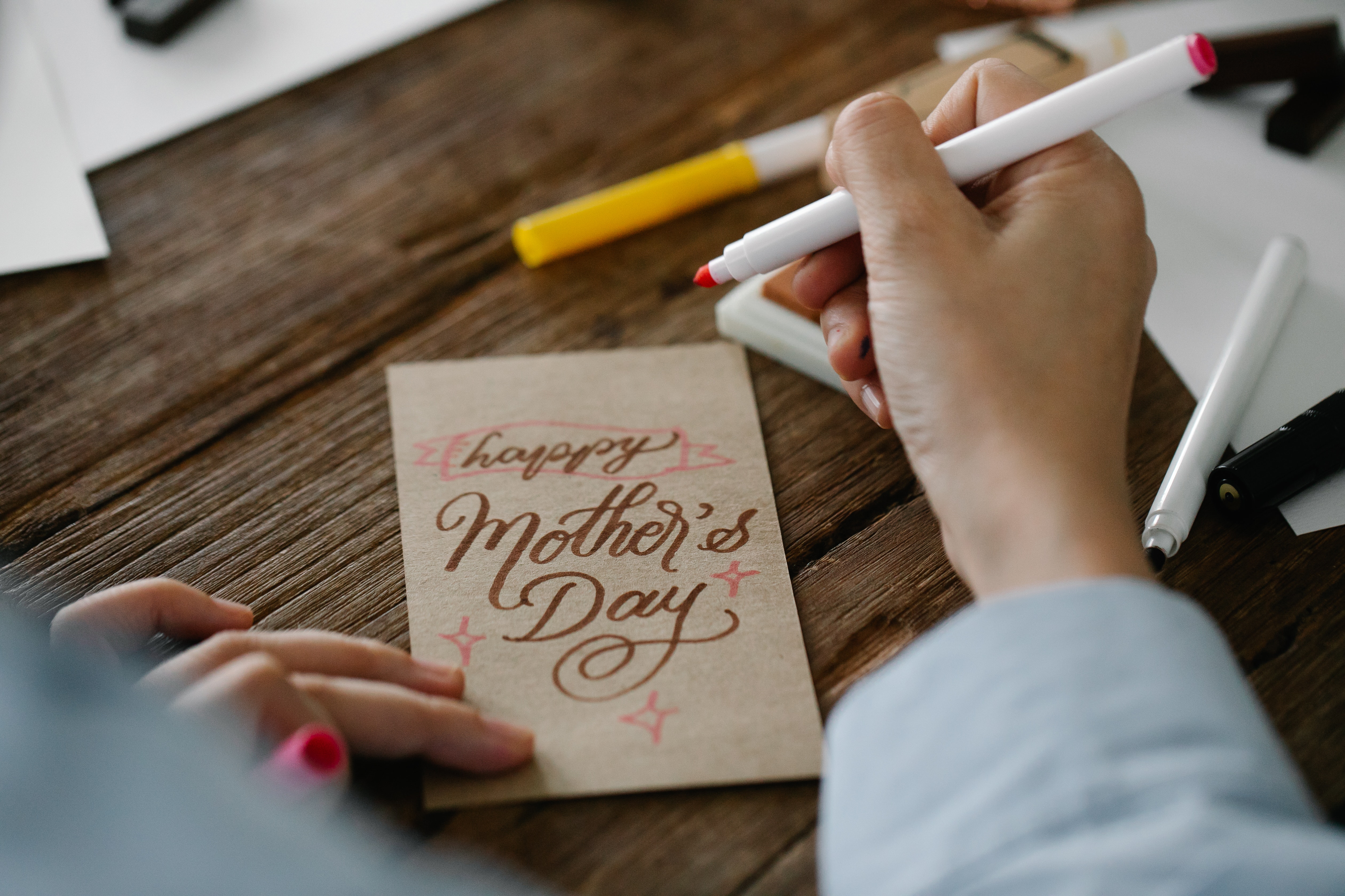 Easy DIY Mother's Day Gifts That Will Send a Heartfelt Message